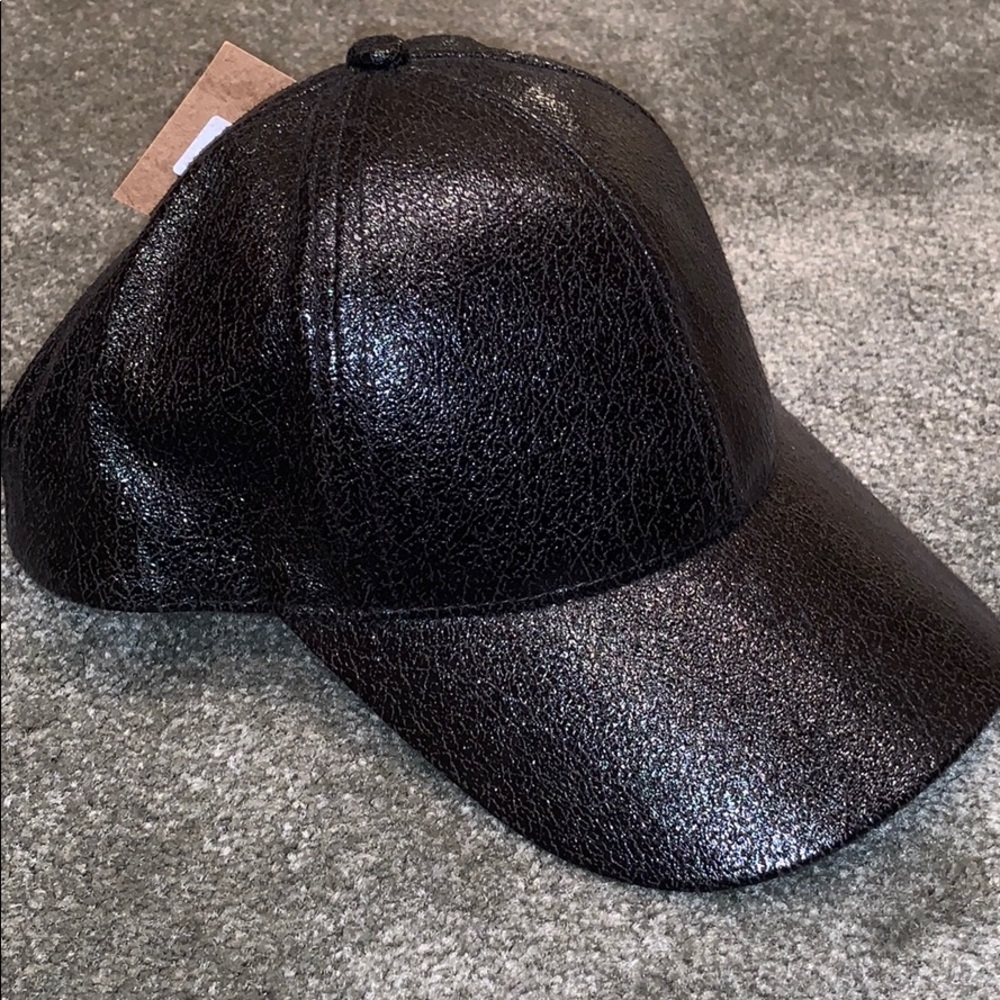 NWT unisex black hat cap